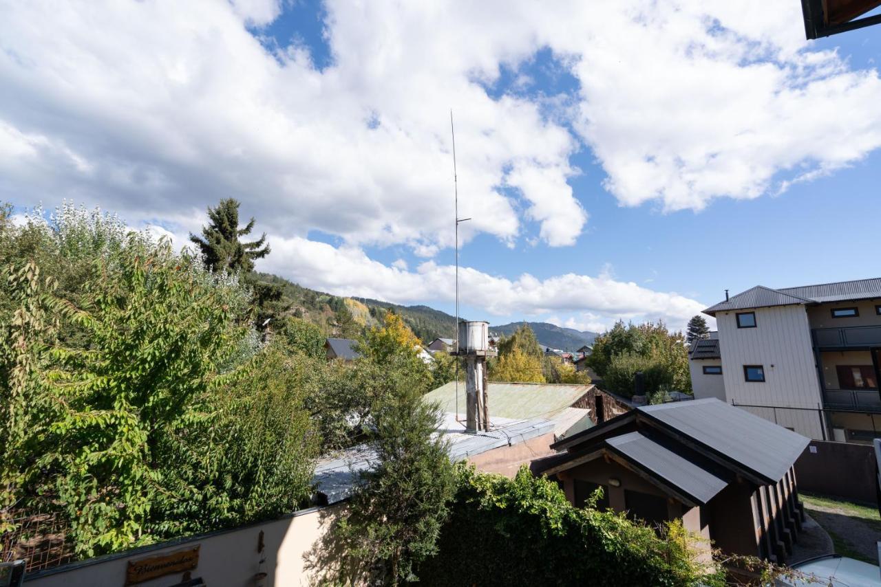 Moderno Departamento Centrico En San Martin De Los Andes - Habitatsma エクステリア 写真