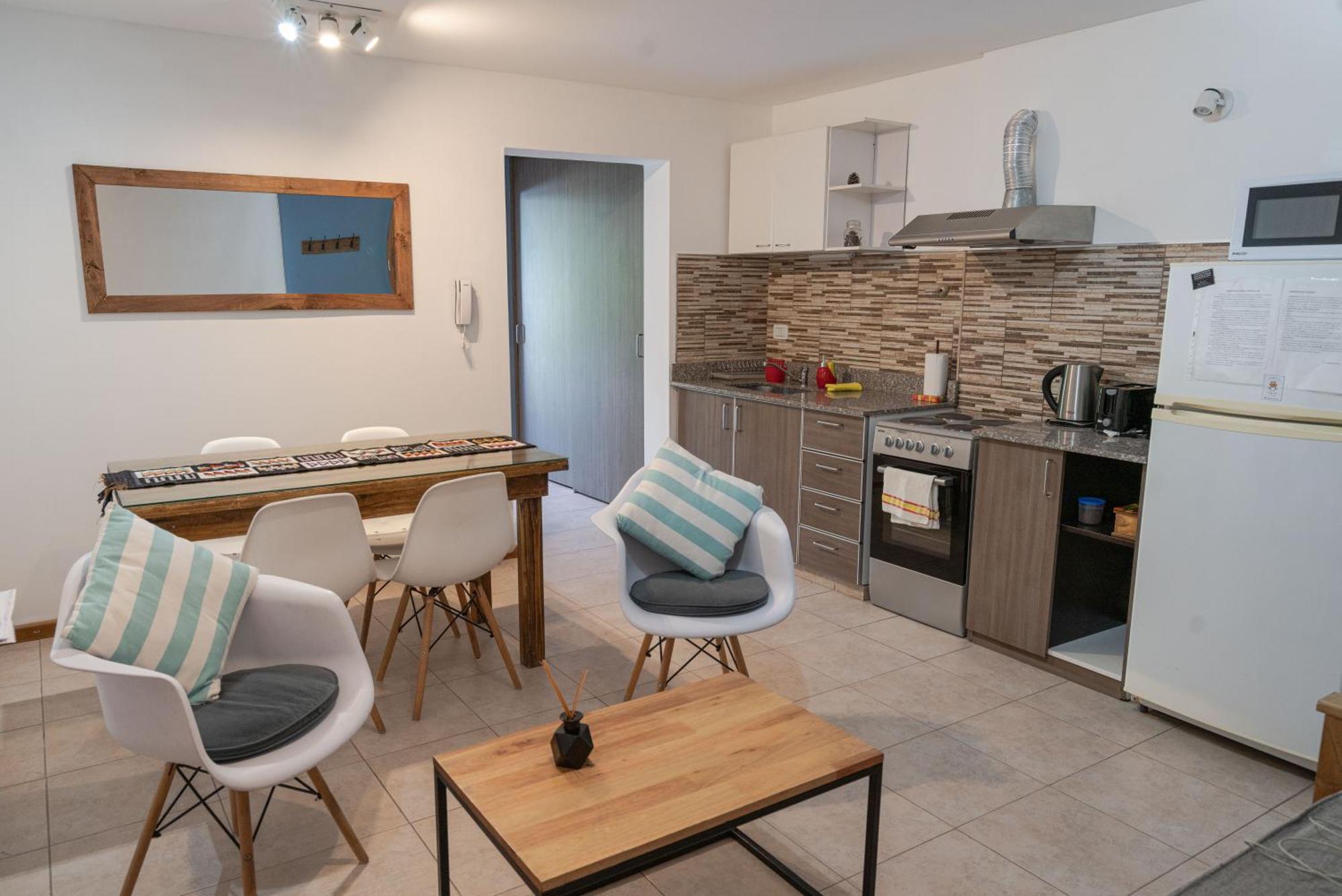 Moderno Departamento Centrico En San Martin De Los Andes - Habitatsma エクステリア 写真