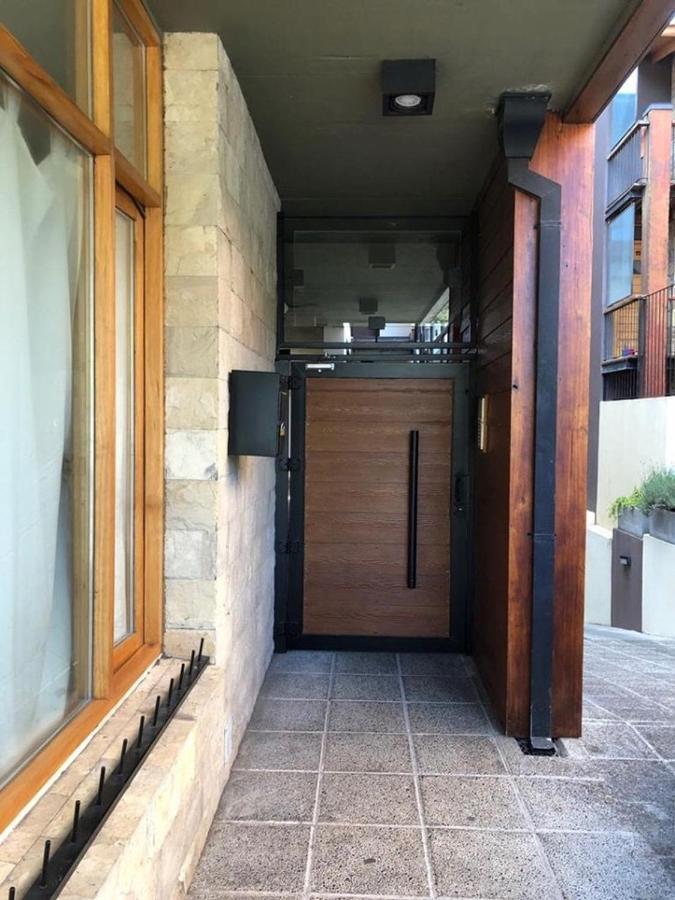 Moderno Departamento Centrico En San Martin De Los Andes - Habitatsma エクステリア 写真